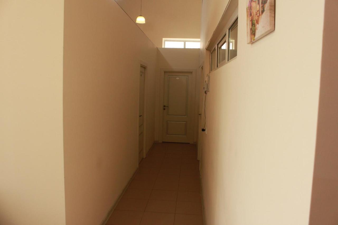 Hotel International Erevan Exterior foto
